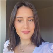 Estudiante de educación infantil se ofrece para el cuidado de niños de 0-6 años, con especial enfonque en su desarrollo cognitivo y colaborar activamente en su crecimiento y desarollo